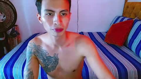 Snapshot of velk_hot1 chatting on May 21, 4:03 pm velk_hot1 online show from May 21, 4:03 pm