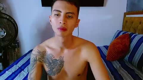 Snapshot of velk_hot1 chatting on June 4, 1:50 pm velk_hot1 online show from June 4, 1:50 pm
