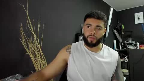 Snapshot of velkam_ chatting on July 1, 9:36 pm Velkam online show from July 1, 9:36 pm