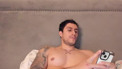 Emm online show from February 11, 3:33 am