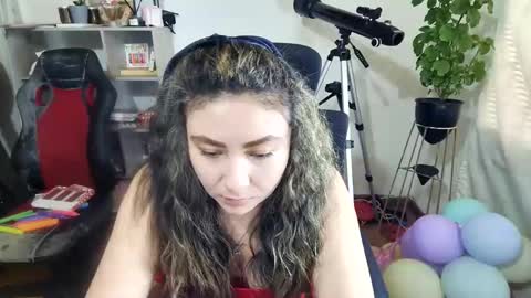 Snapshot of vellarossa chatting on October 27, 6:56 pm Im VelaI will be Christmas and New Year with my family December 22 to January 13 I will miss you guys. online show from October 27, 6:56 pm