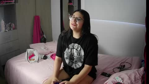 Velma online show from April 30, 11:27 am