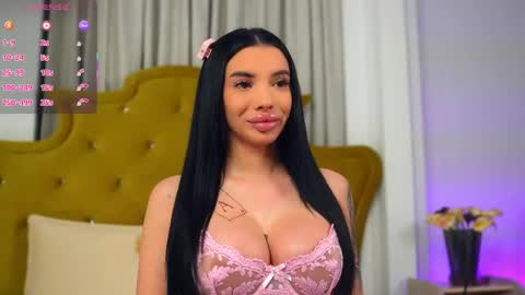 Velma online show from June 3, 10:15 pm
