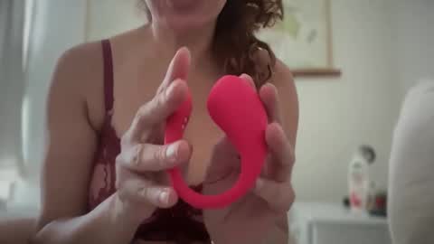 Velvet online show from February 5, 5:50 pm