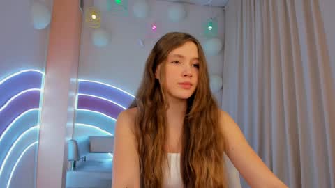 Snapshot of velvet_cherry chatting on February 7, 3:30 pm velvet_cherry online show from February 7, 3:30 pm