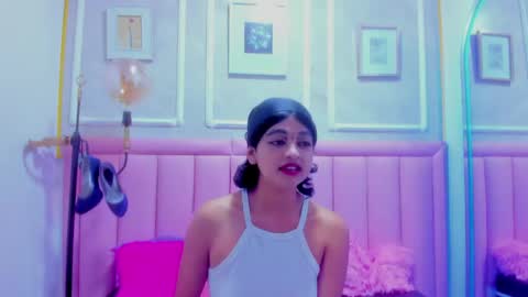 velvet_giirll online show from June 8, 1:22 pm