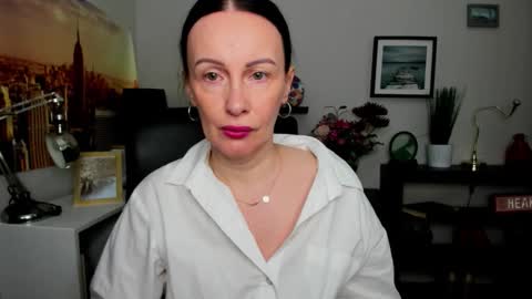 Snapshot of velvet_jasmine chatting on September 20, 6:25 am Jasmine online show from September 20, 6:25 am