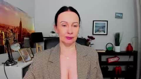 Snapshot of velvet_jasmine chatting on September 30, 5:34 am Jasmine online show from September 30, 5:34 am