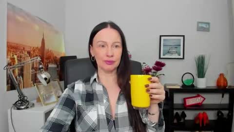 Snapshot of velvet_jasmine chatting on October 7, 5:48 am Jasmine online show from October 7, 5:48 am