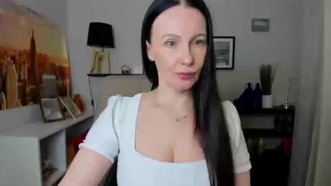 Jasmine online show from March 13, 7:26 am