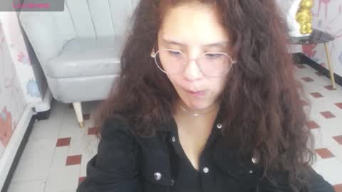 velvet_moon_v online show from March 20, 12:43 pm