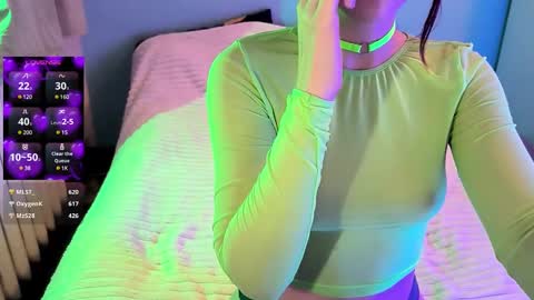 Violet online show from February 24, 4:15 pm