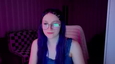 Violet online show from June 18, 10:58 pm