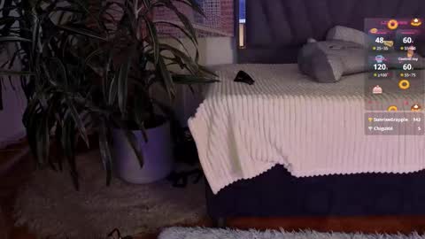 velvetfox_ online show from March 5, 8:16 pm