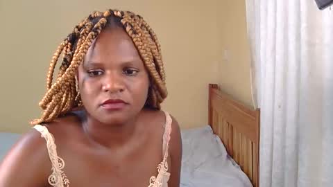 velvetgoddesss online show from March 15, 8:15 pm