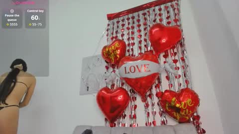 Velvetluna online show from February 21, 11:33 am