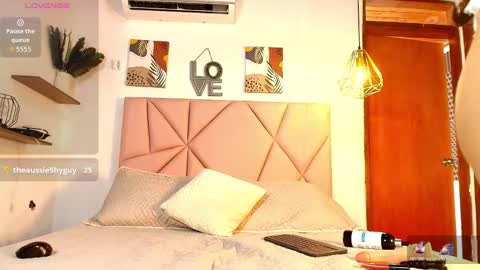 Velvet Nami online show from February 18, 8:16 pm