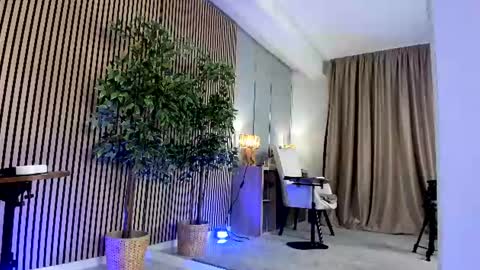 Snapshot of velvetspell chatting on July 4, 3:02 am Velvet online show from July 4, 3:02 am