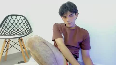 Steven online show from May 1, 6:01 pm