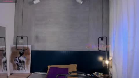 Snapshot of velvettease_ chatting on May 3, 12:55 pm velvettease_ online show from May 3, 12:55 pm