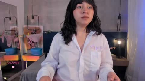 Snapshot of velvettease_ chatting on May 21, 1:29 pm velvettease_ online show from May 21, 1:29 pm