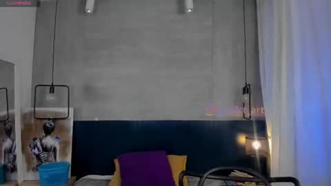 Snapshot of velvettease_ chatting on June 10, 1:10 pm velvettease_ online show from June 10, 1:10 pm