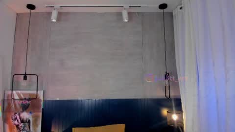 Snapshot of velvettease_ chatting on June 13, 12:47 pm velvettease_ online show from June 13, 12:47 pm