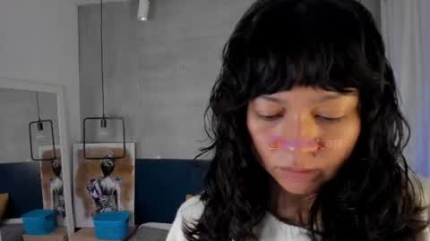 Snapshot of velvettease_ chatting on June 16, 12:52 pm velvettease_ online show from June 16, 12:52 pm