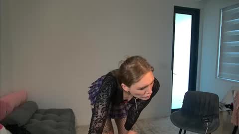 VelvetTGirl online show from June 14, 4:09 pm