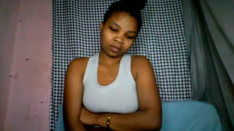 velyssa online show from July 25, 9:29 am