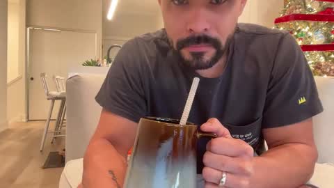 vendickx online show from December 4, 3:10 pm