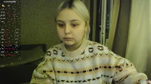 Snapshot of vendymories chatting on November 17, 1:11 am eva 3 online show from November 17, 1:11 am