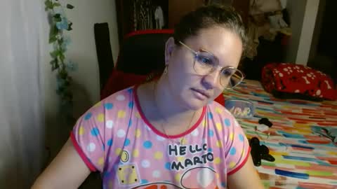 Snapshot of venecasexy44 chatting on October 9, 9:29 am venecasexy44 online show from October 9, 9:29 am
