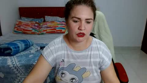 Snapshot of venecasexy44 chatting on July 28, 11:17 am venecasexy44 online show from July 28, 11:17 am