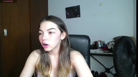 Venelope 3 online show from February 3, 4:46 am