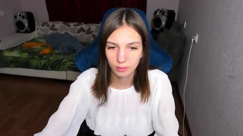 Snapshot of veneradi615 chatting on January 30, 7:04 pm veneradi615 online show from January 30, 7:04 pm