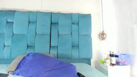 Snapshot of venezolana_caro chatting on June 8, 11:54 am venezolana_caro online show from June 8, 11:54 am