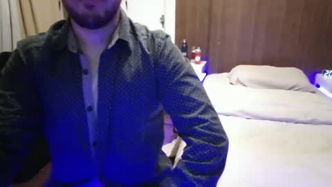 Snapshot of venezuelan420 chatting on January 8, 1:42 am venezuelan420 online show from January 8, 1:42 am