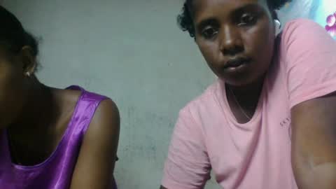 Snapshot of venisca98 chatting on May 14, 7:37 am venisca98 online show from May 14, 7:37 am