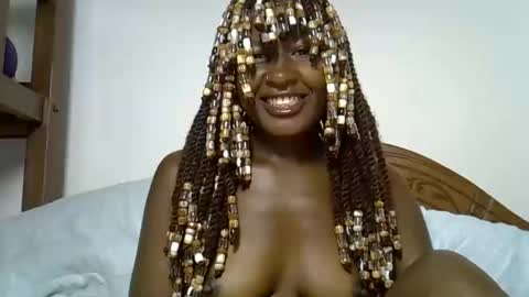 Snapshot of venom_kisses5050 chatting on February 18, 11:22 pm venom_kisses5050 online show from February 18, 11:22 pm