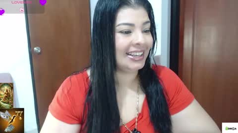 Snapshot of venus1111_ chatting on May 26, 11:01 pm HI IM VENUS SMALL BOOBS BIG HEART WARM PUSSY online show from May 26, 11:01 pm