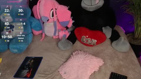 Snapshot of venus_26_ chatting on November 15, 11:32 pm eva online show from November 15, 11:32 pm