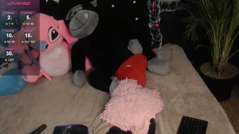 eva online show from December 19, 11:45 pm