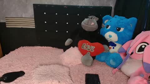 eva online show from May 15, 10:28 pm