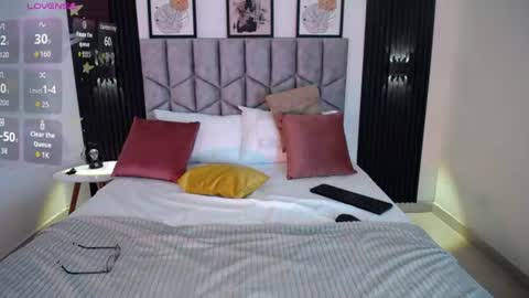 venus_999_ online show from June 29, 9:48 pm