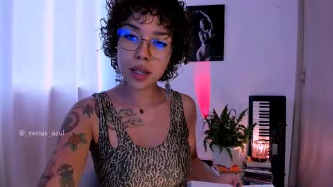 Snapshot of venus_azul chatting on October 1, 6:58 pm JulietaIndependent Model venus azul online show from October 1, 6:58 pm