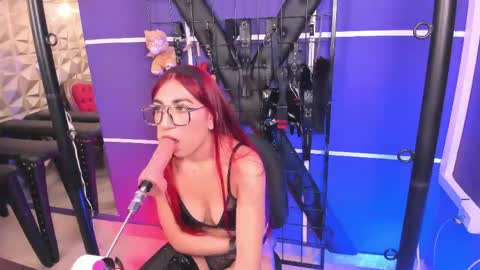 VENUS online show from April 25, 1:41 pm