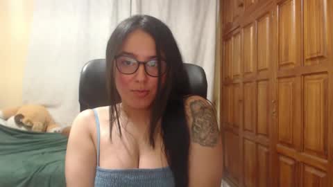 Venus online show from May 25, 11:00 pm