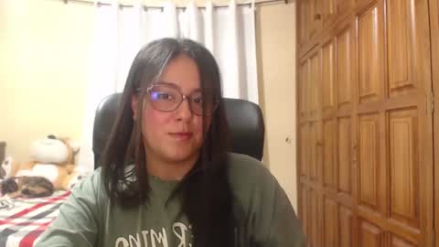Snapshot of venus_cat_ chatting on July 12, 1:51 am Venus online show from July 12, 1:51 am