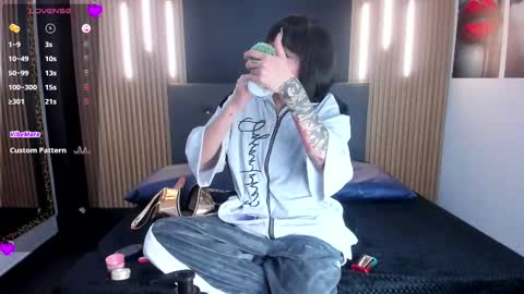 Snapshot of venus_medussa chatting on October 27, 3:10 am Medussa online show from October 27, 3:10 am